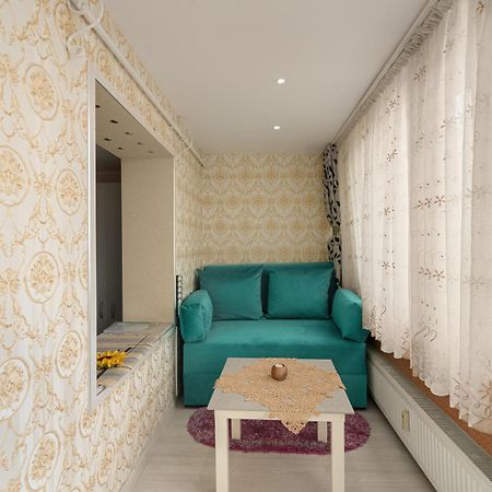 Stone Gate Apartment #1 บูคาเรสต์ ภายนอก รูปภาพ