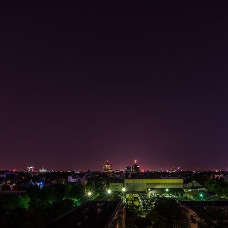 Stone Gate Apartment #1 บูคาเรสต์ ภายนอก รูปภาพ
