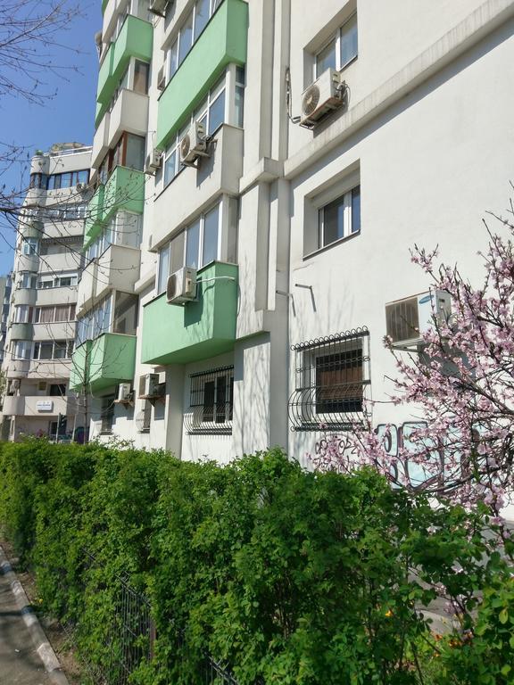 Stone Gate Apartment #1 บูคาเรสต์ ภายนอก รูปภาพ